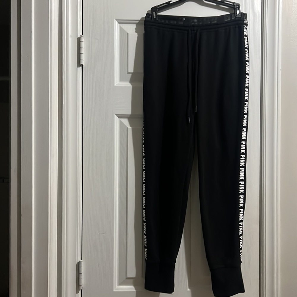 ⬇️Victoria’s Secret PINK Joggers